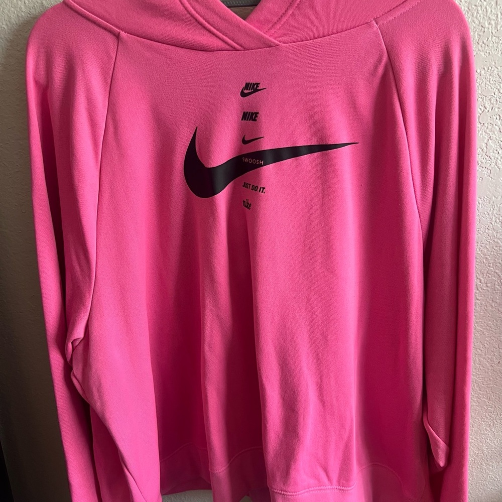 Nike women’s hoodie